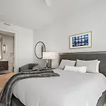 Modern Waterfront Condo In Sarasota