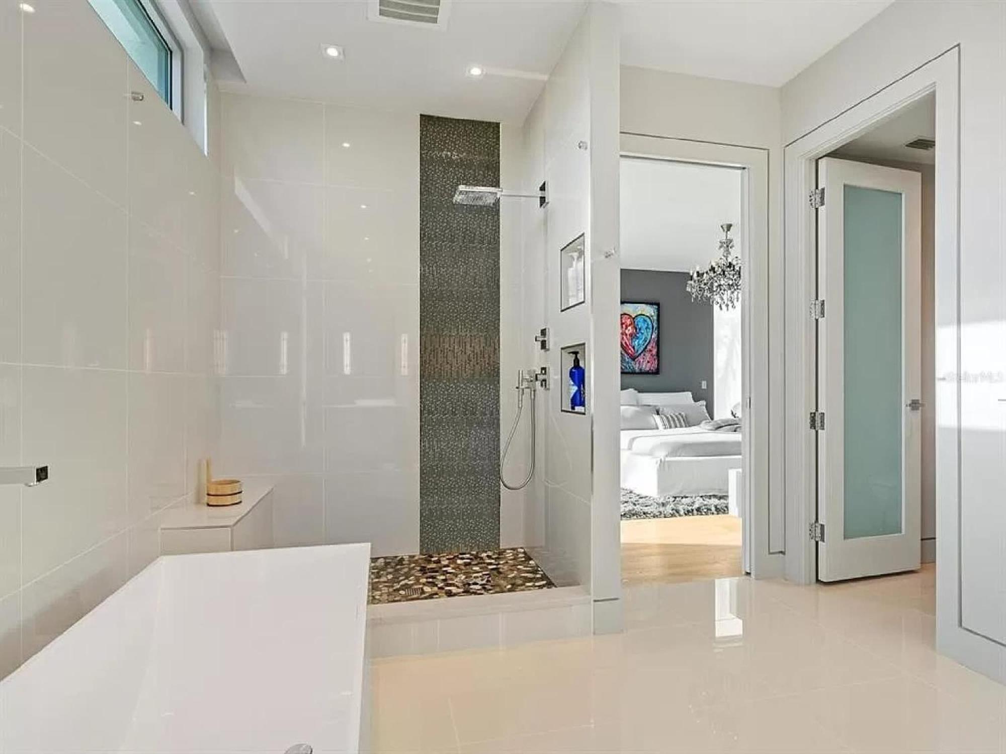 Apartment Modern Waterfront In *