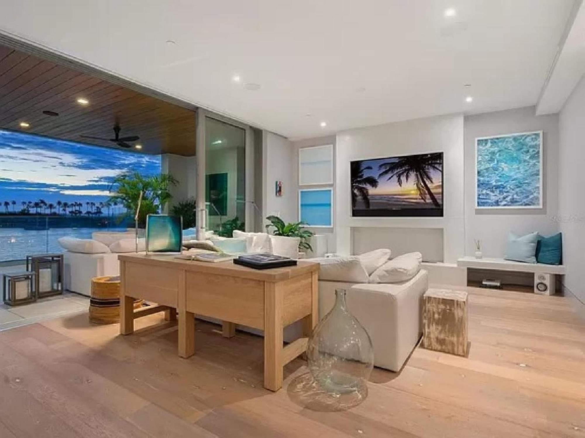 Apartment Modern Waterfront In Sarasota